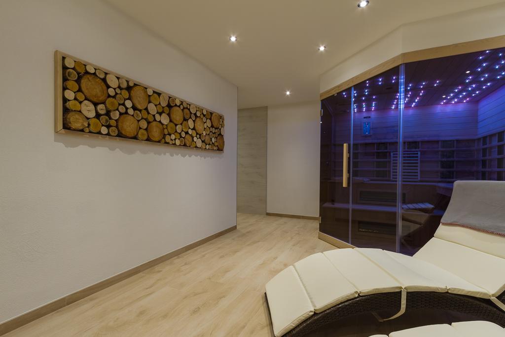 Apartment Dahoam Fulpmes Exterior photo